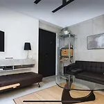 Lujoso Loft Con Piscina Y Espacio Office